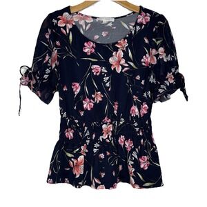 Ivy Ridge Blouse Med  Blue Pink Floral Smock Waist Ruffle Short Sleeve Neckline